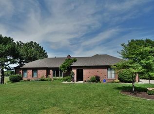 1240 Beechcraft Rd, Lincoln, NE 68527