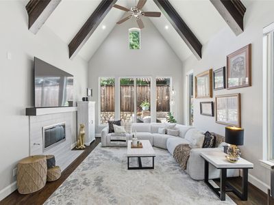 645 Clearwater Dr, Irving, TX, 75039