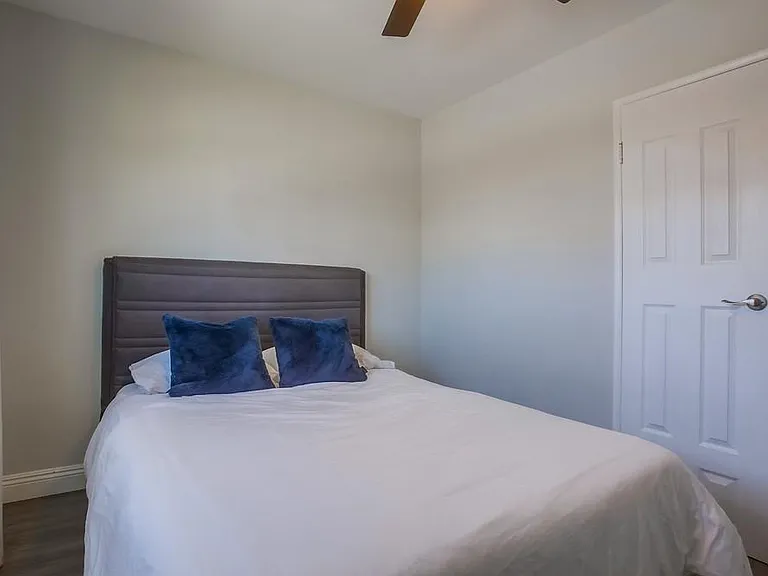 5013 Conrad Ave — Photo 35