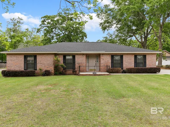 118 Woodmere Dr, Brewton, AL 36426