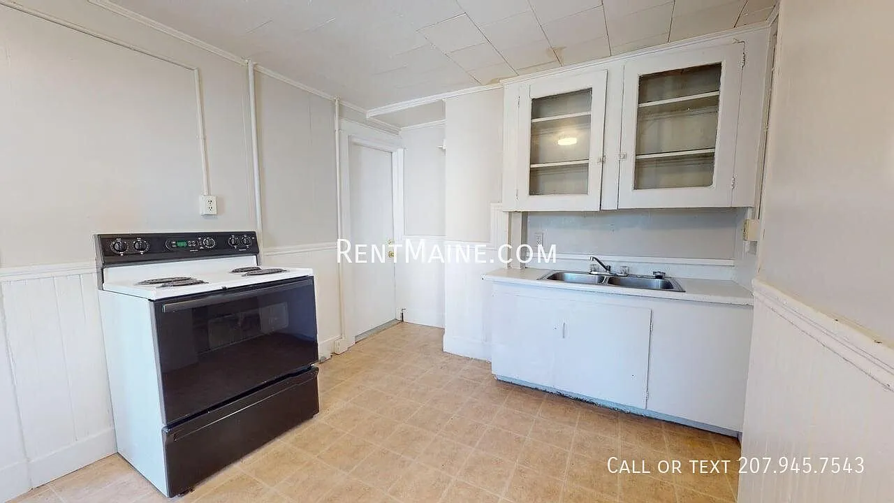 2 bed, 577 sqft, $1,375 — Photo 1