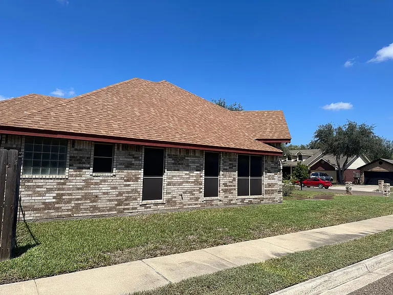 1008 Tanglewood Dr — Photo 3