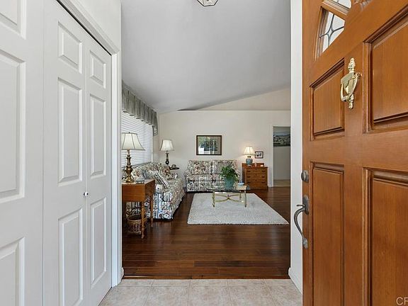 4th image of 1066 Ridge Heights Dr