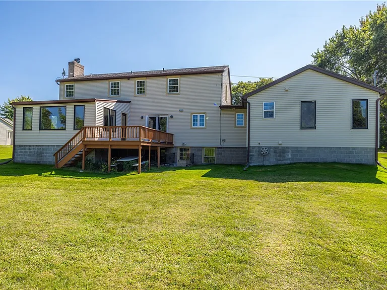 460 Stone Rd — Photo 35