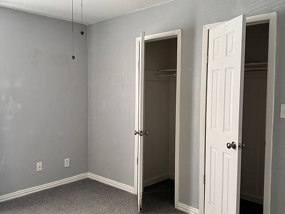 2nd image of 2953 Moffett Ave