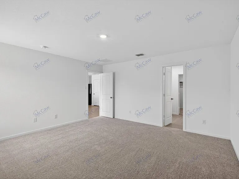 639 Montclair Ave — Photo 12