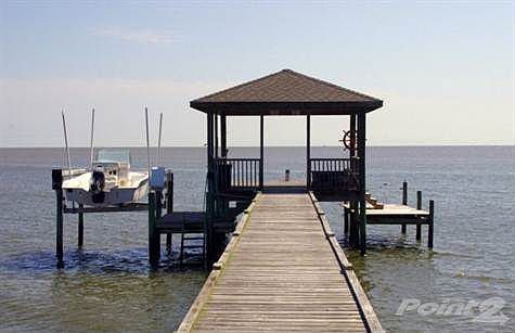 Boathouse/Pier