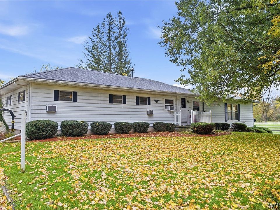1st image of 2388 Pratt Rd