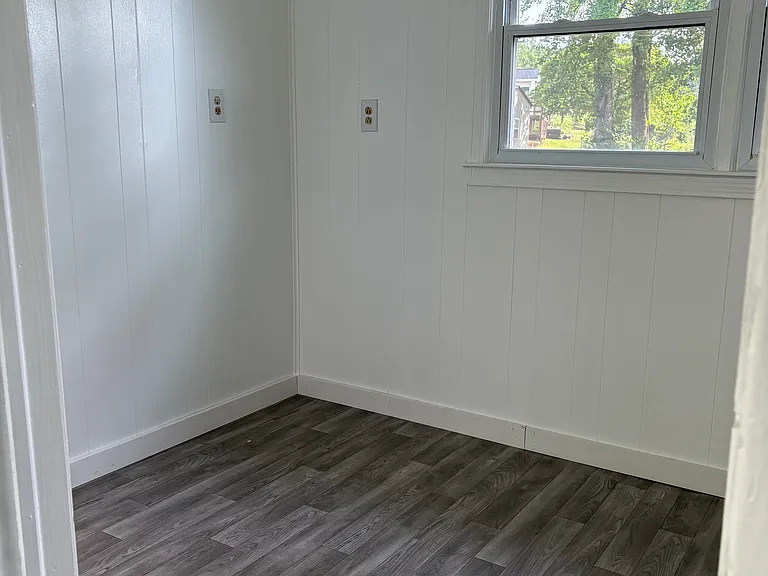 138 Duff Dr — Photo 20