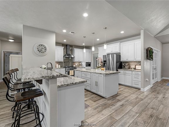5th image of 5035 Hidden Springs Way