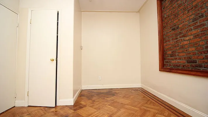 Rented by Nooklyn NYC LLC | media 5