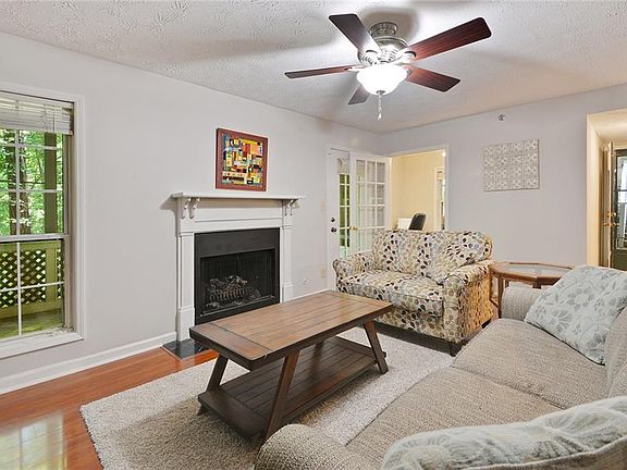 5th image of 3960 Riverlook Pkwy SE #7