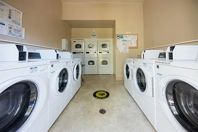 1126 Cherry Ave #106 — Photo 8