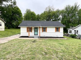 11 W Rollins Rd, Memphis, TN 38109
