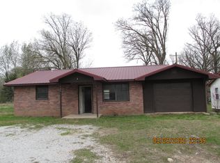 909 W Delaware St, Jay, OK 74346