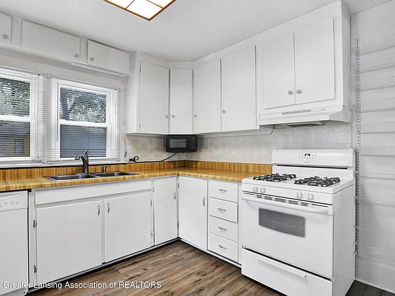 3rd image of 231 N Fairview Ave