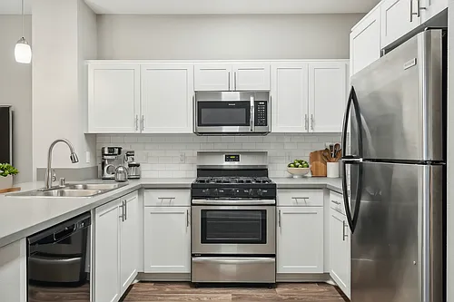 Carillon Apartment Homes Photo 1