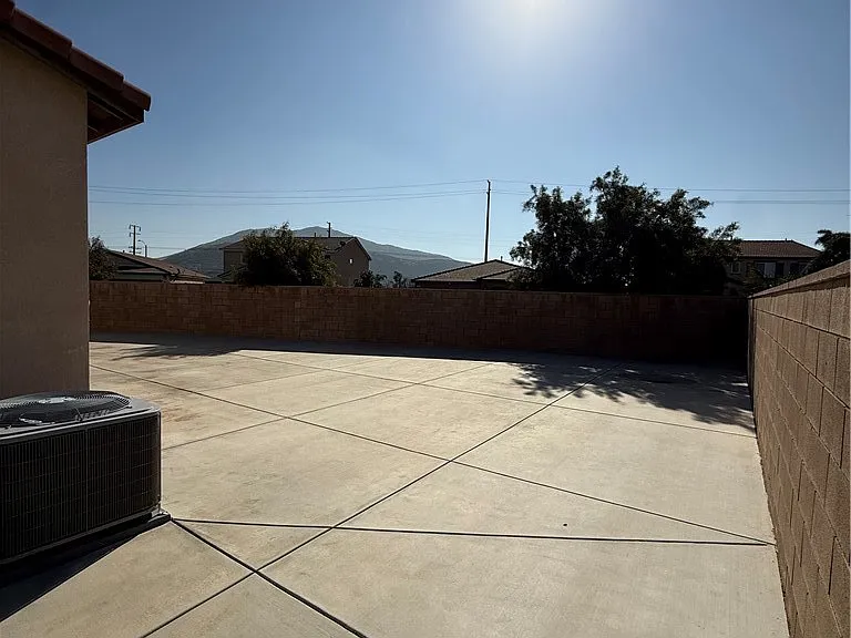 6840 Sunsight Way — Photo 48