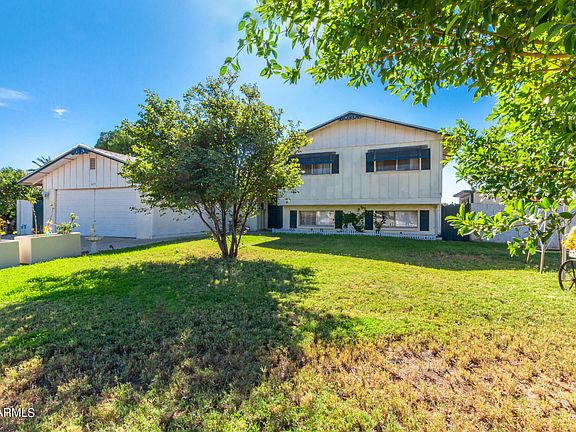 3rd image of 3639 W Lisbon Ln