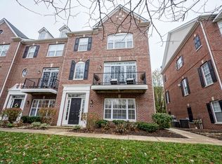 74 11th St NW, Carmel, IN 46032