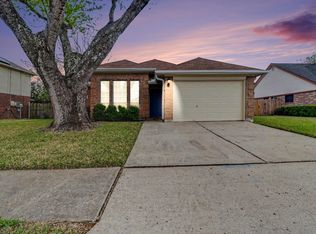 4706 Black Stone St, Baytown, TX 77521