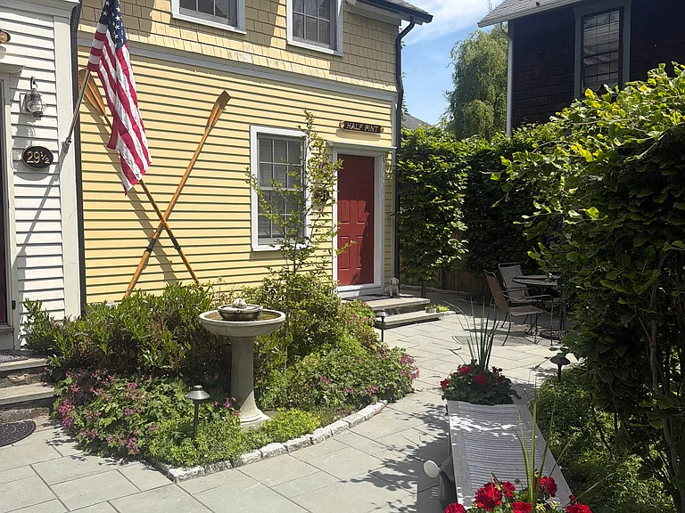 29 Marsh St #1 — Photo 13