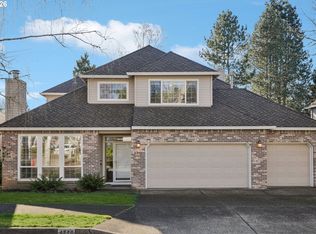 4716 Avery Ln, Lake Oswego, OR 97035