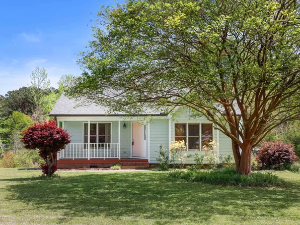 307 William Dr, Benson, NC 27504