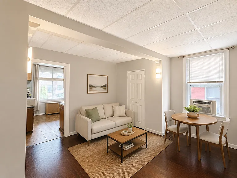 5432 Baywood St #1 — Photo 6