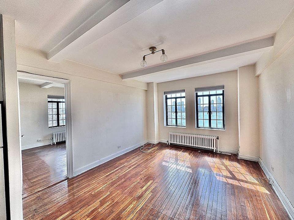1st image of 5 Tudor City Pl APT 732