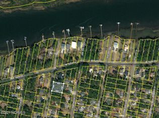 134136 134/136 NW 20th St, Oak Island, NC 28465