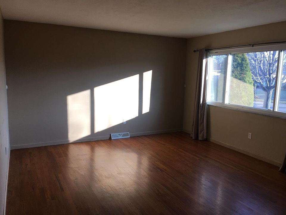 1st image of 6414 Schaaf Dr
