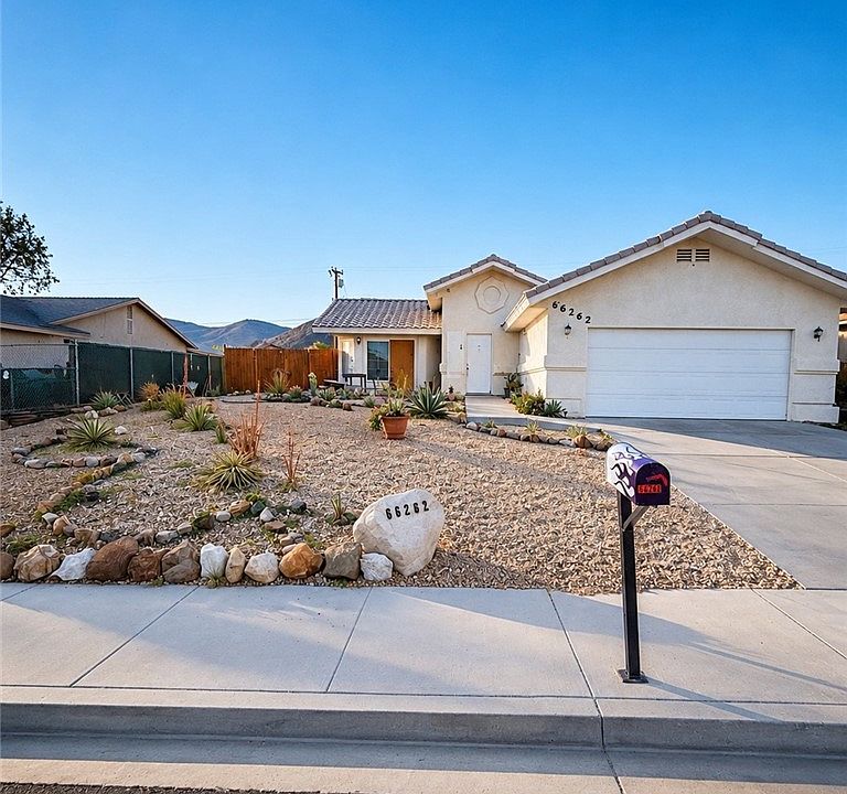 1st image of 66262 Avenida Dorado