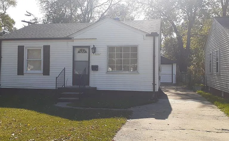 8662 Ford Ave — Photo 1