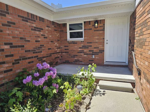37971 Dor Sal Dr, Sterling Heights, MI 48312
