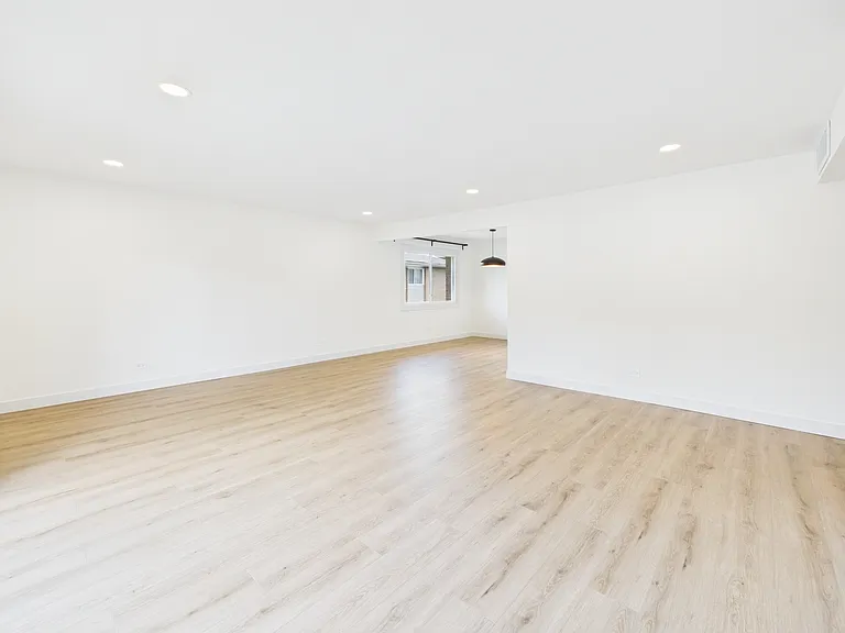 4525 Blackhawk Ln #202 — Photo 9