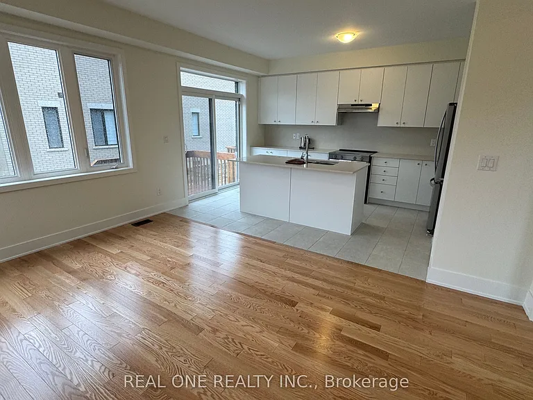 75 Robert Eaton Ave — Photo 14