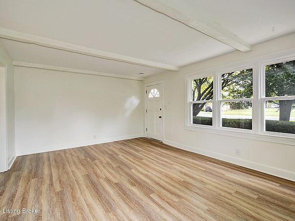5th image of 8516 Thompson Ln