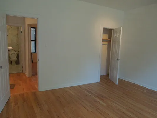 Rented by Washington Realty Corp. | media 40