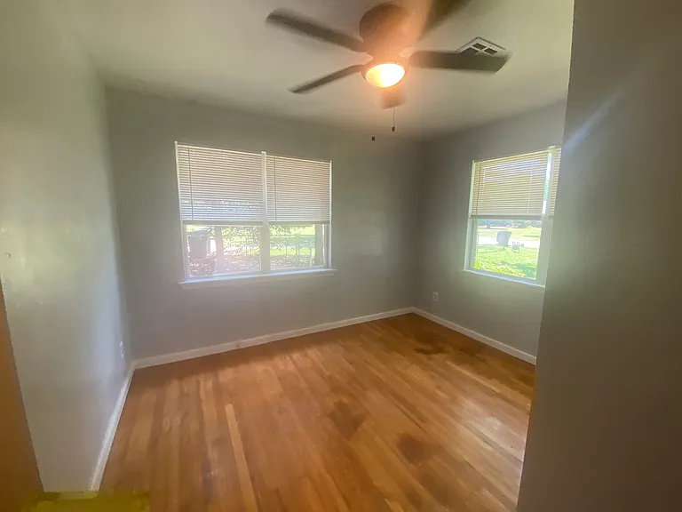 1716 S Webster Dr — Photo 41