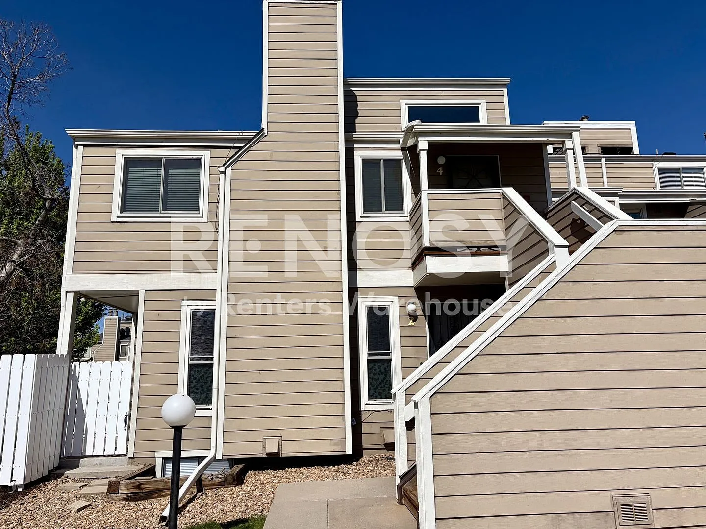 Your new 3 Bed 2 Bath home is waiting for you on Trenton St. — Photo 1