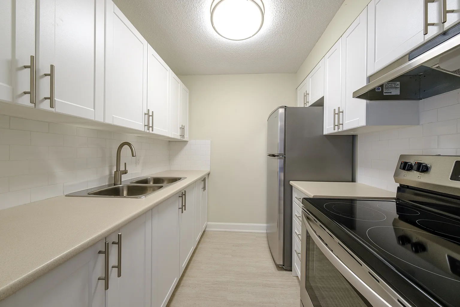 The Huron Apartments — Photo 1