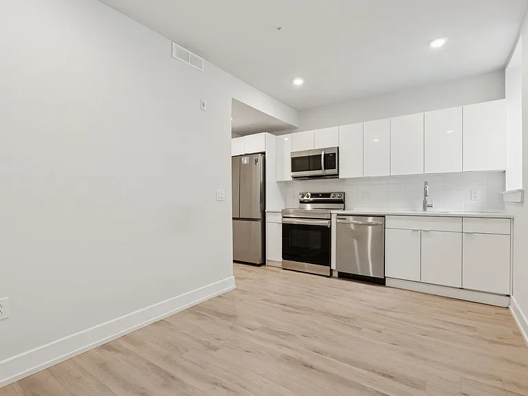Shepherd Lofts — Photo 25