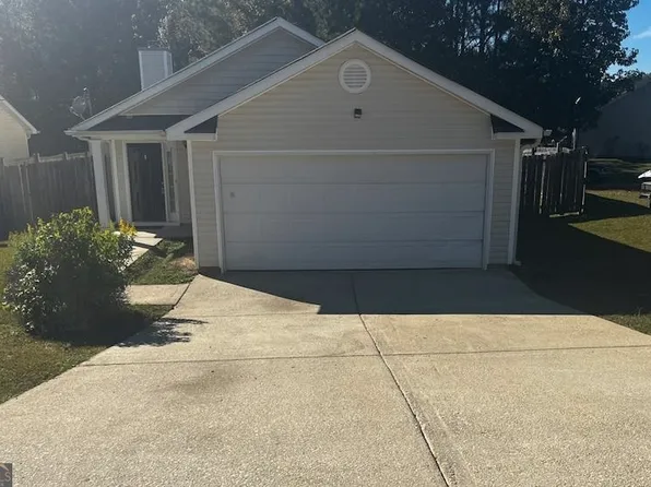 203 Jerry Dr, Hogansville, GA 30230