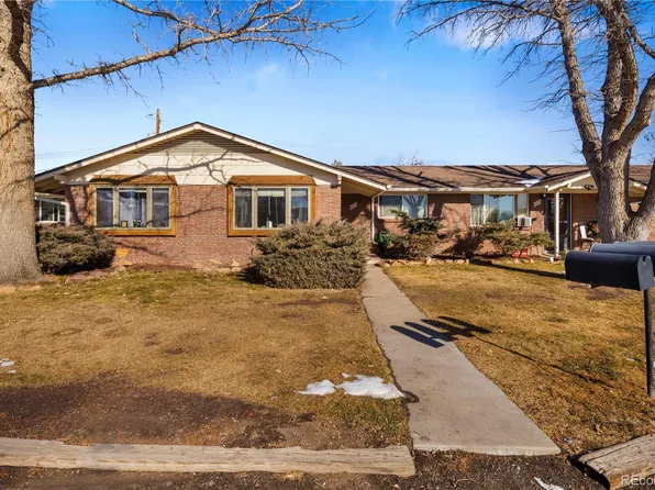 8305 W 53rd Place, Arvada, CO 80002