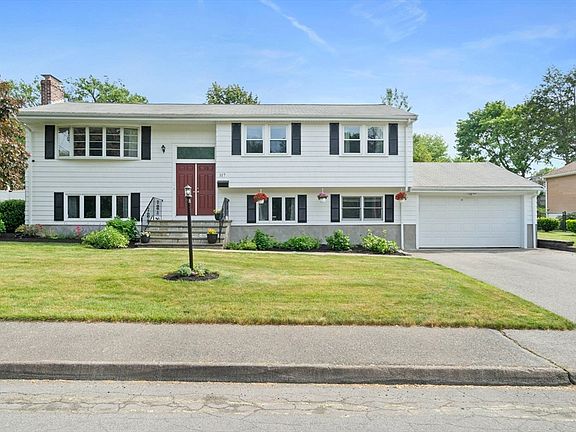 3rd image of 117 Alida Rd