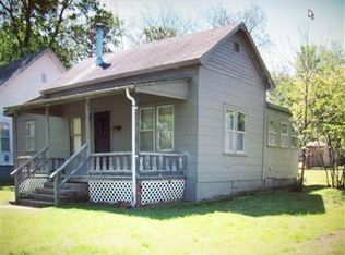 117 W Howard St, Caney, KS 67333