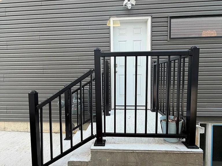 1389 Twilite Blvd — Photo 3