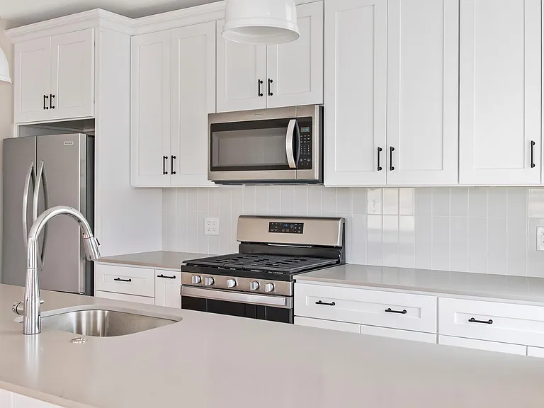 180 Norfolk Ave #1 — Photo 8