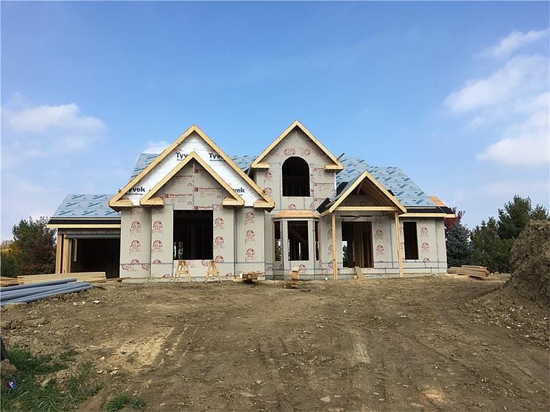 2nd image of 208 Sussex Way
